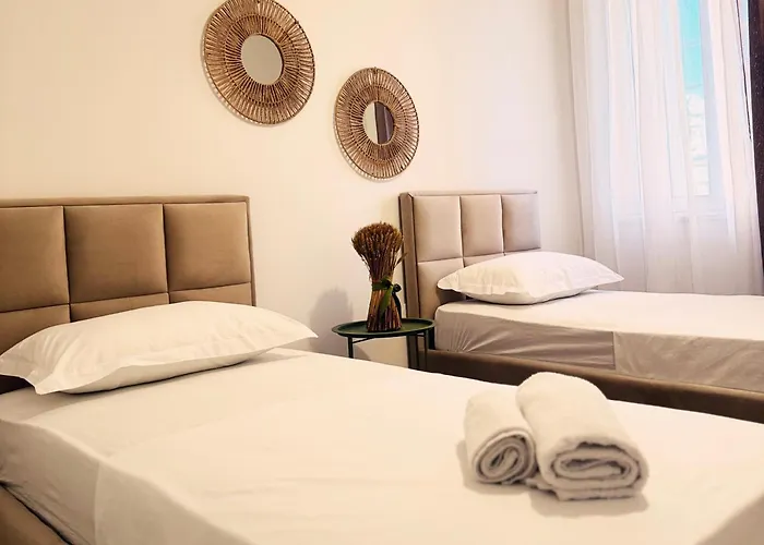 Enol Plazza Apartment